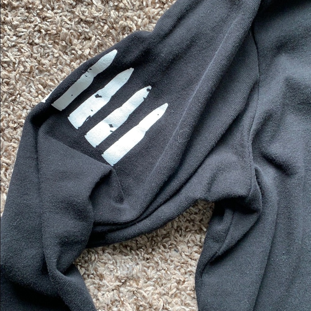 NJPW Bullet Club zip up hoodie XL - Picture 5 of 7